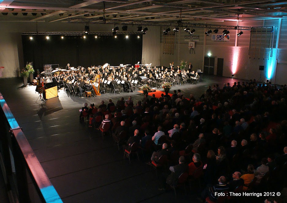 Symphonica in Concert_Budel 2012_EMM en Amor Musae_Foto Theo Herrings  (13).JPG