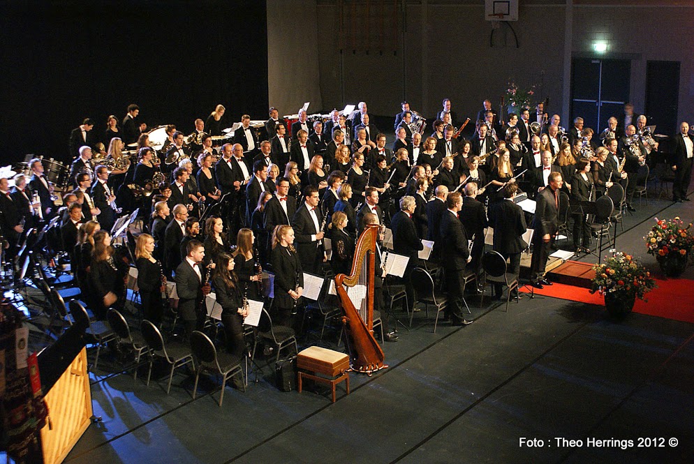 Symphonica in Concert_Budel 2012_EMM en Amor Musae_Foto Theo Herrings  (15).JPG
