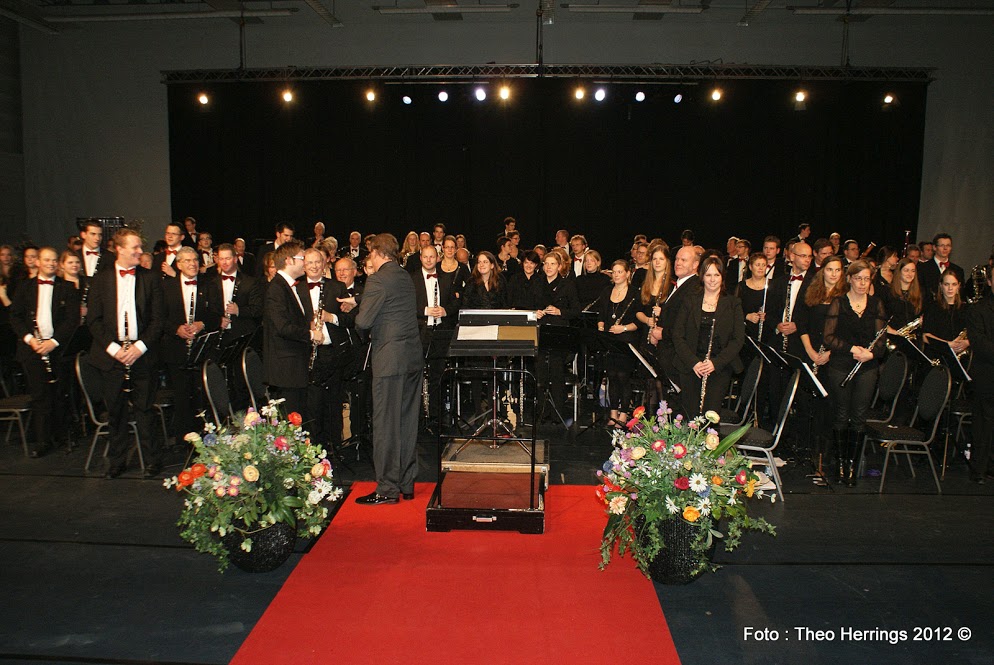 Symphonica in Concert_Budel 2012_EMM en Amor Musae_Foto Theo Herrings  (22).JPG