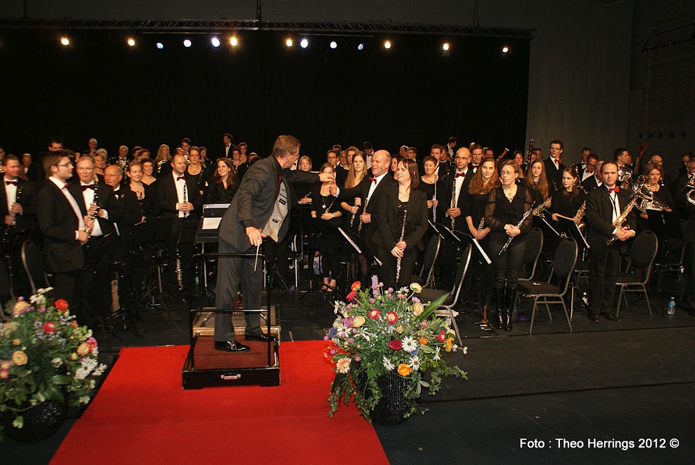 Symphonica in Concert_Budel 2012_EMM en Amor Musae_Foto Theo Herrings  (23).JPG