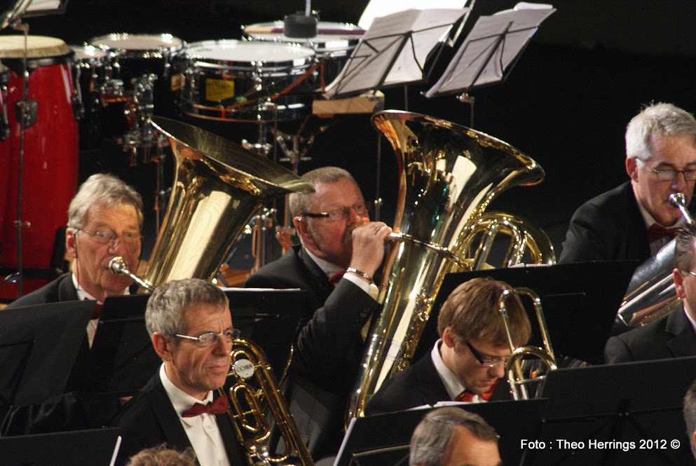 Symphonica in Concert_Budel 2012_EMM en Amor Musae_Foto Theo Herrings  (33).JPG