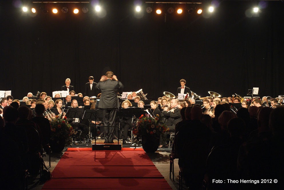 Symphonica in Concert_Budel 2012_EMM en Amor Musae_Foto Theo Herrings  (35).JPG